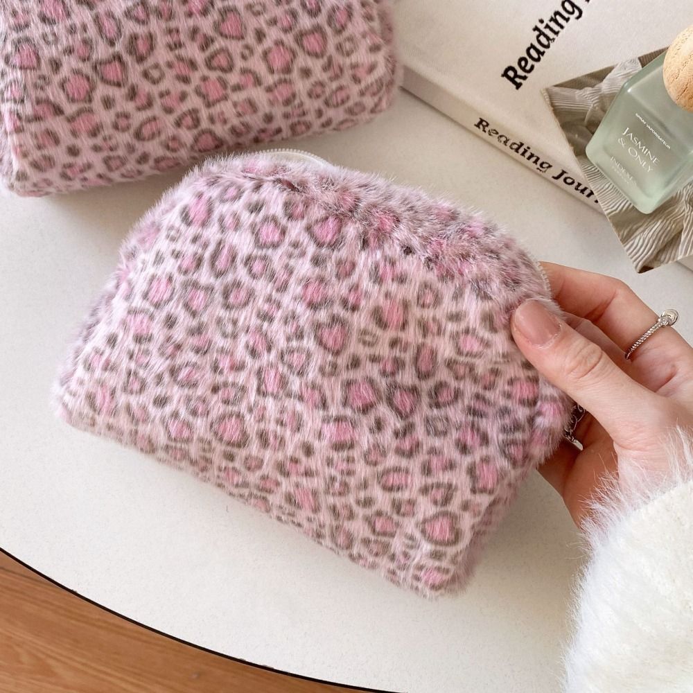 High Quality Fuzzy Makeup Bag  - огляд і ціна Cosmetic Bags